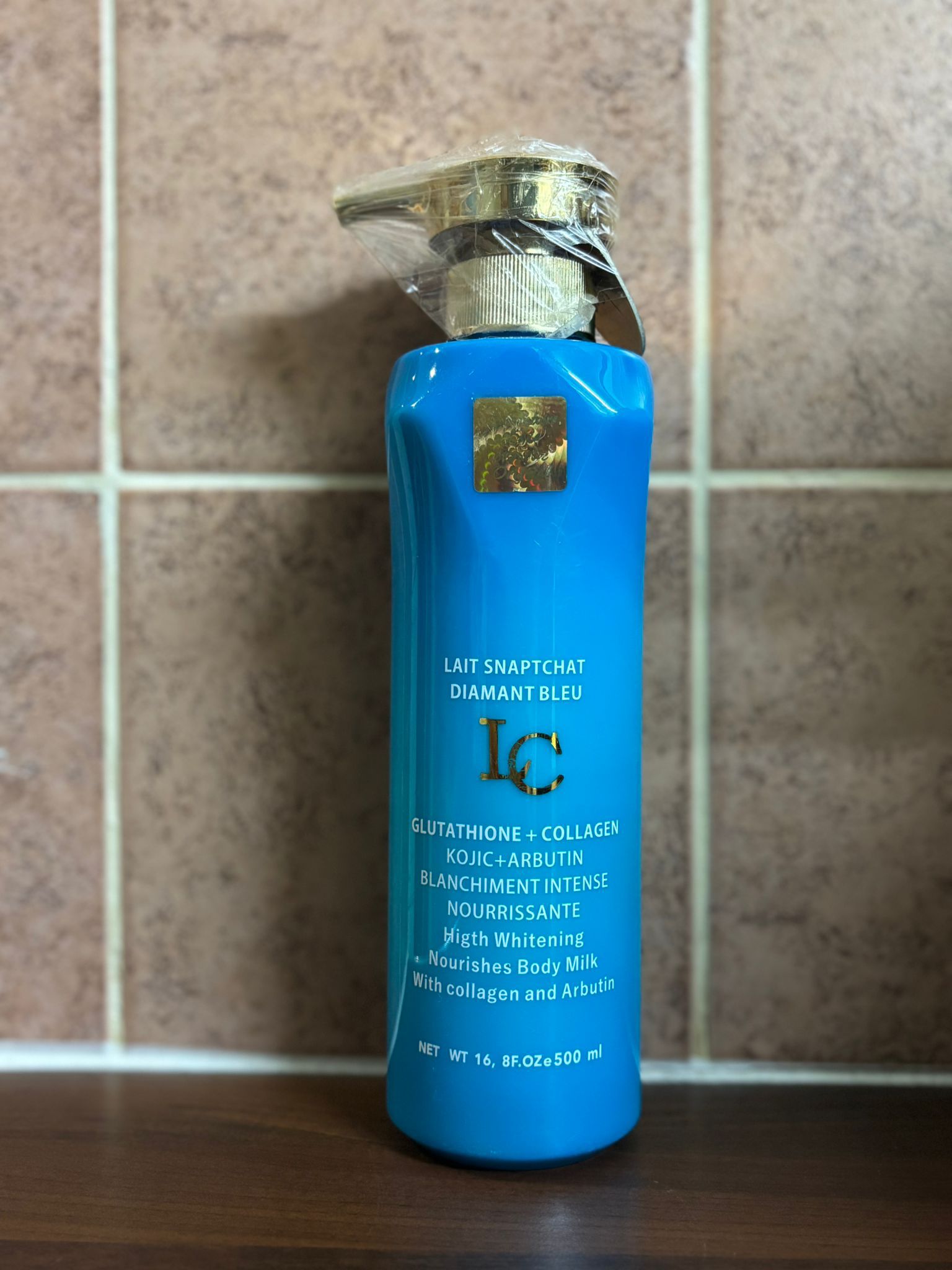 LC Lait Snapchat Diamant Bleu Glutathione & Collagen Body Milk 500ml